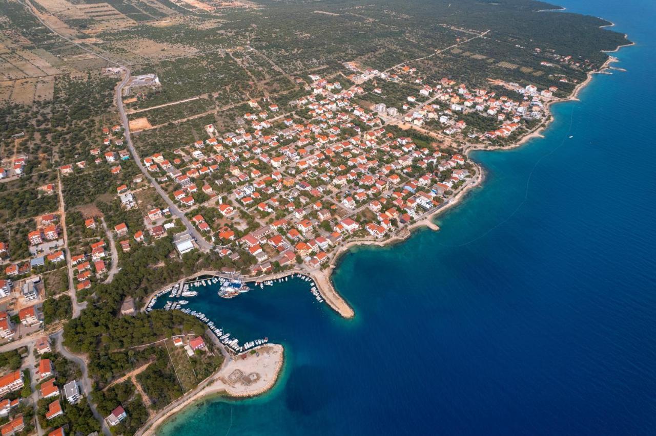 Apartments By The Sea Mandre, Pag - 8655 Kolan Exterior foto